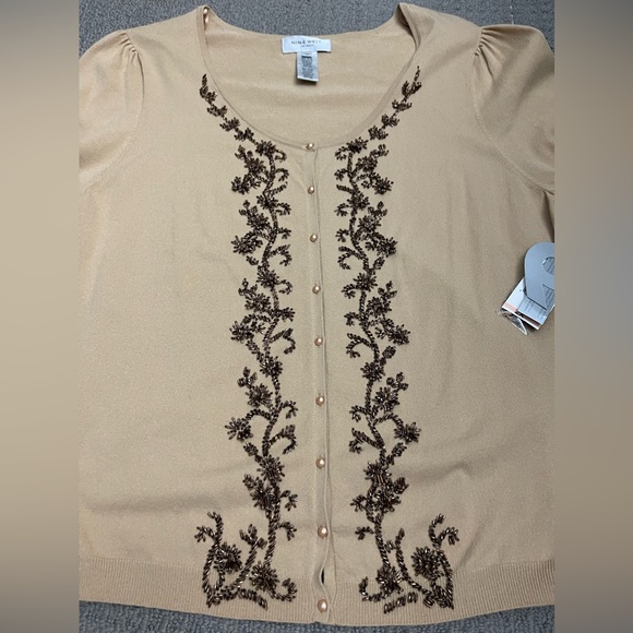 🌹NWT NINE WEST Tan Beaded Cardigan, Medium - Picture 2 of 4